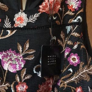 Beautiful dress never worn.